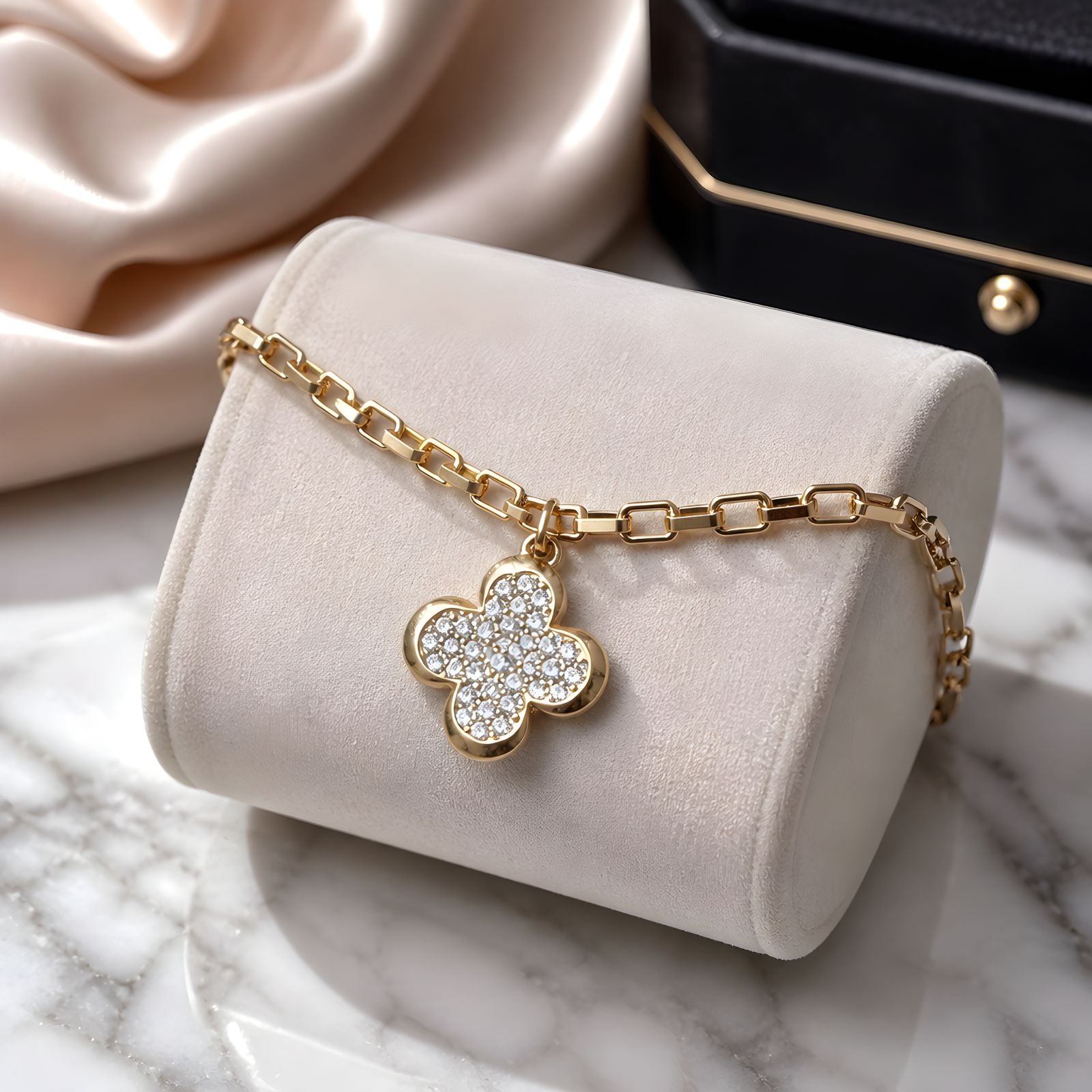 Crystal Clover Charm Bracelet